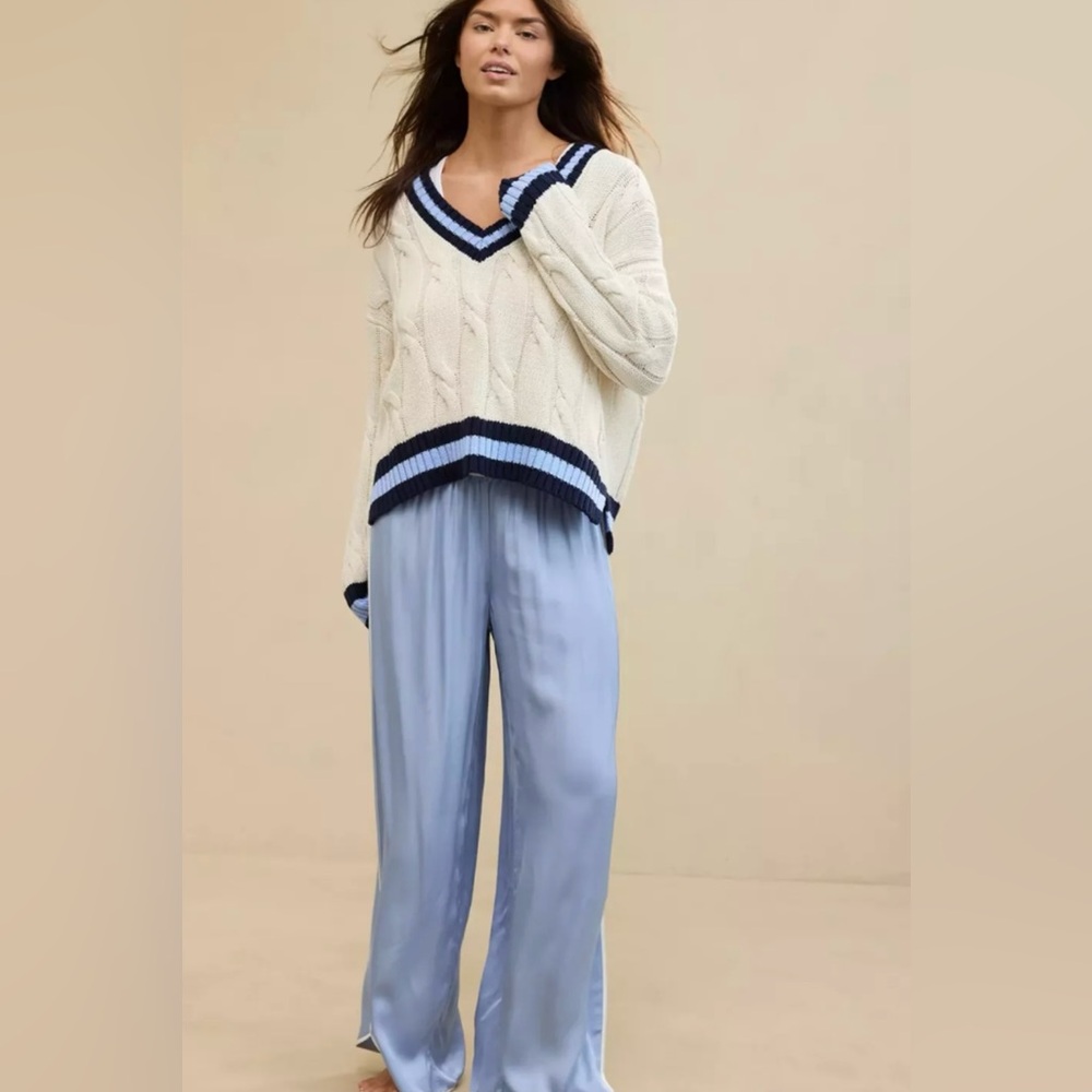 Aerie Cropped Cable V-Neck Sweater - Picture 2 of 7